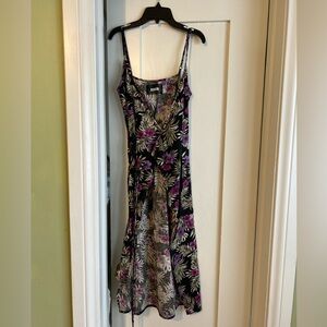 NWOT Reformation linen wrap dress xs floral Sold Out